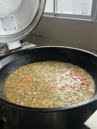 トマ豚汁の鍋の様子