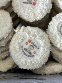 校長先生のイラスト入りコロッケ